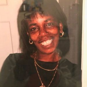 Meet your Posher, Annette